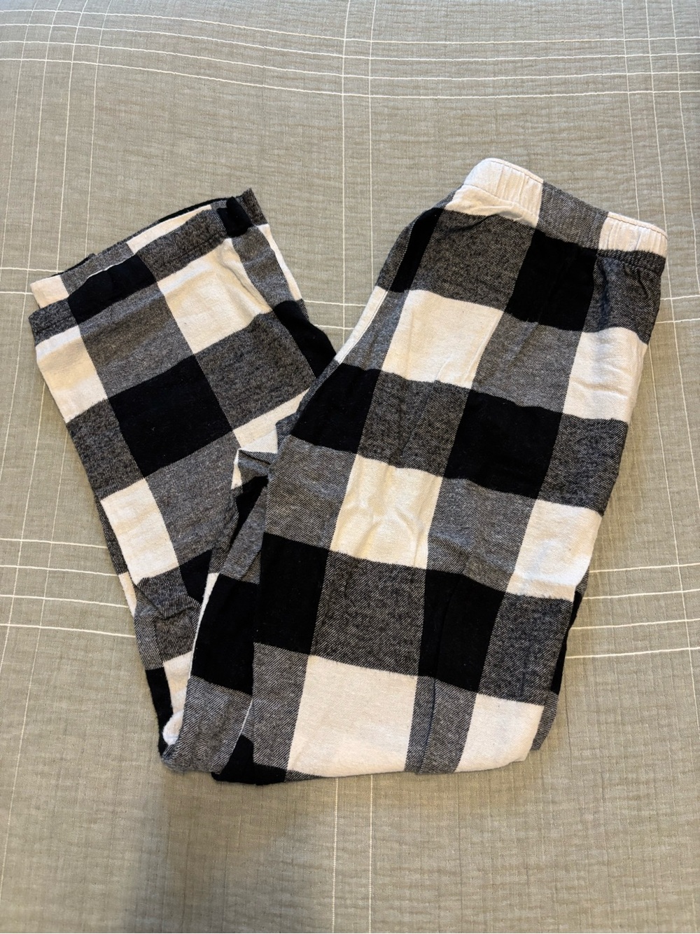 Old Navy Black and White Buffalo Plaid Lounge Pants